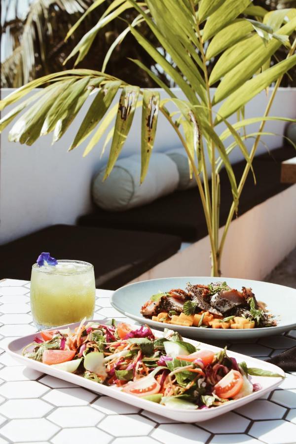 Spindrift Hostel Madiha (Adults Only) มาตารา ภายนอก รูปภาพ
